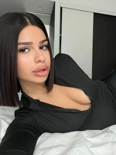 Ichette escort
