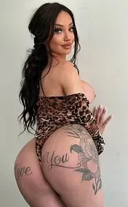 Maiel escort