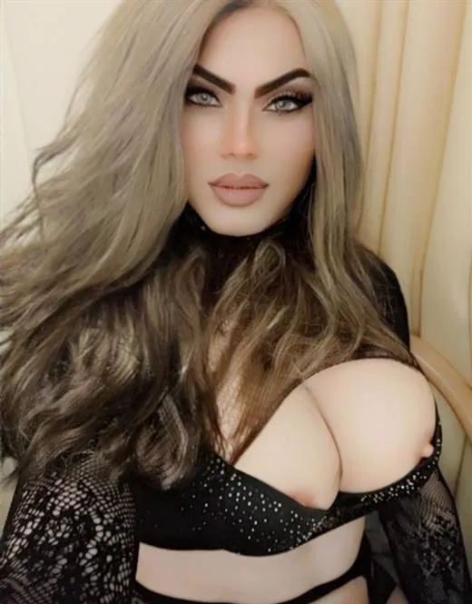 Escort Model Adhora, Colmar - 16318