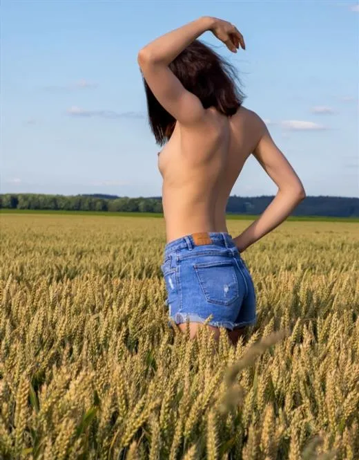 Adiza, horny girls in Bordeaux - 6716