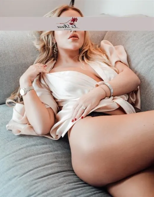 Escort Agene, Antibes - 13463