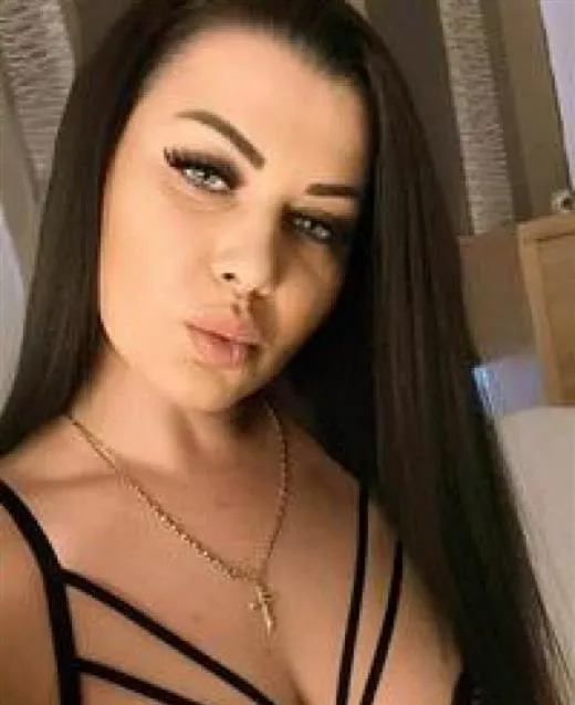 Bahrin, horny girls in La Roche-sur-Yon - 2850