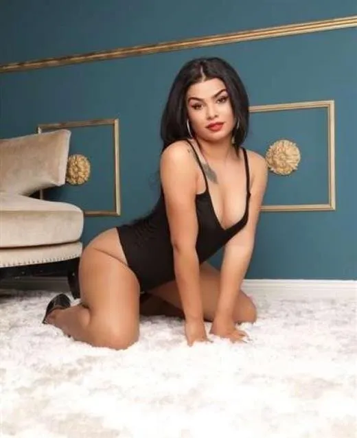 Bhuwaneshwari, sex in Paris - 3271