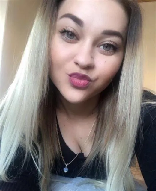 Escort Model Chafna, Le puy en Velay - 3803