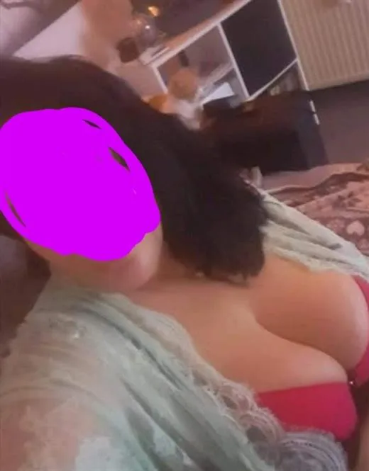 Chinasa, horny girls in Paris - 9881