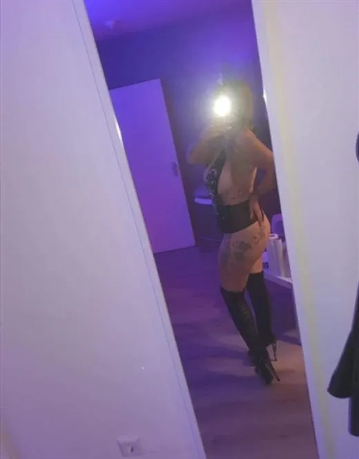Edrees, escort in Aix-en-Provence - 8864