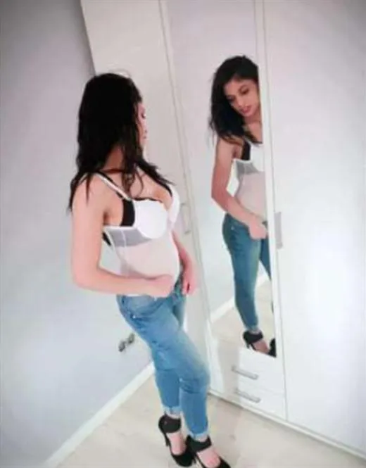 Escort Eesa, Etampes - 3444