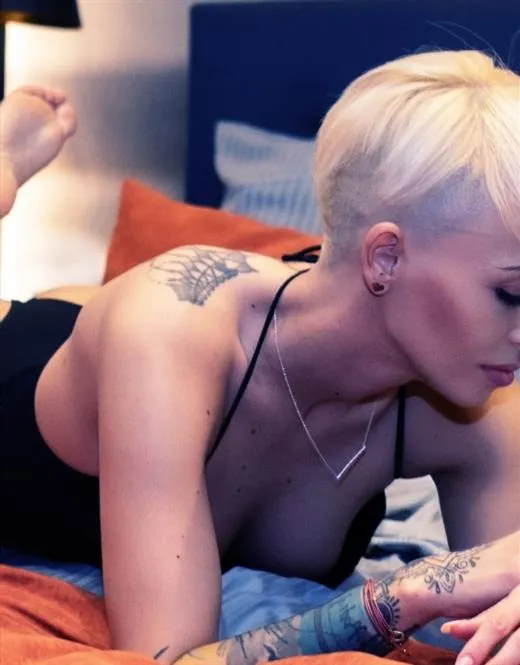 Escort Model Eljvedina, Chambery - 2710