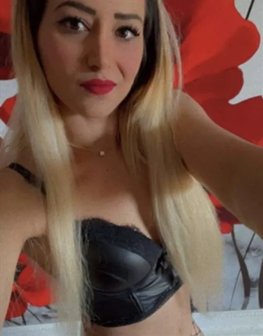Escort Gabi Eu, Paris - 4086