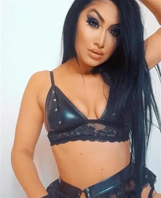random escort 10