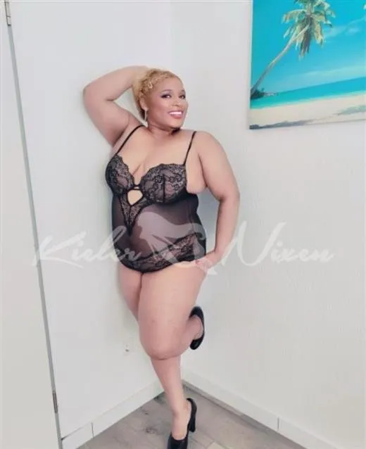 Escort Model Gmar, Nantes - 11150