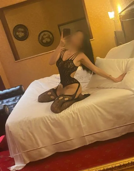 Escort Hyo Jin, Chambery - 5420