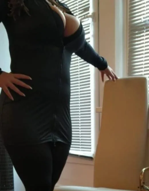 Escort Model Jinna, Paris - 10166