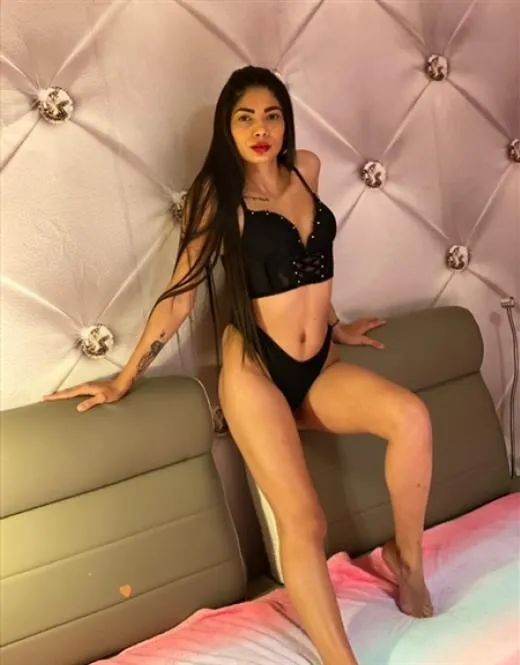 Escort Karou, Toulouse - 10960
