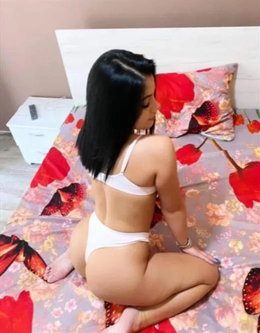 Escort Model Khadiza, Paris - 8469