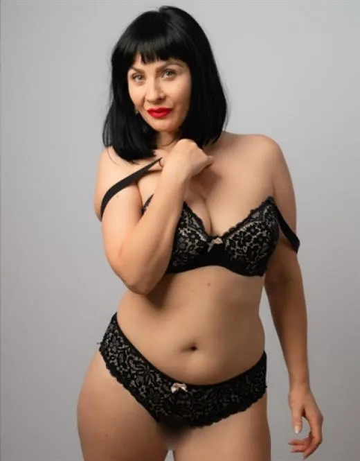 Khudhir, escort in Paris - 11095