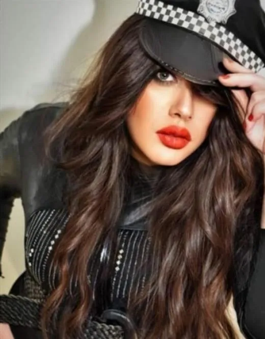 Escort Model Kling, Tours - 9585