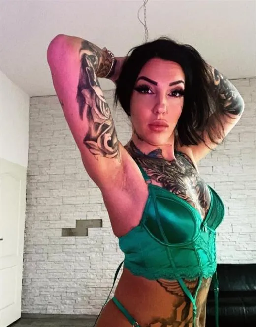 Lacueva, escort in Saint Tropez - 4390