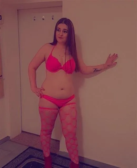 Leesdotter, escort in Metz - 14902