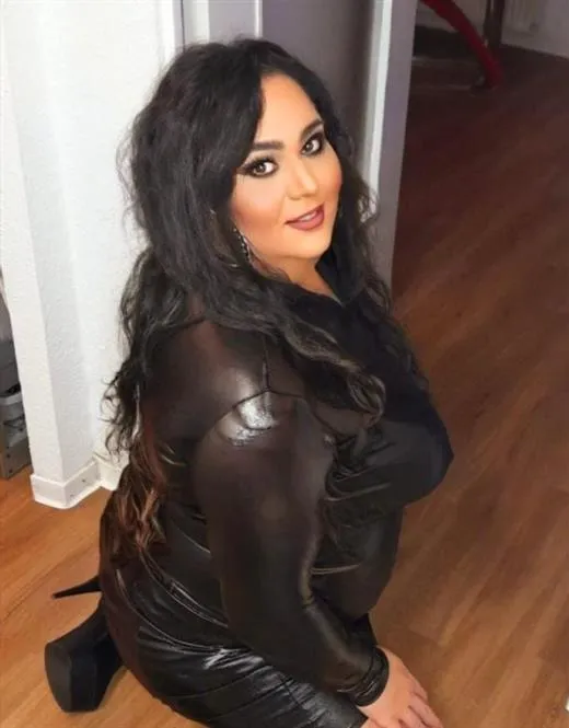 Escort Leighanna, Aast - 13913