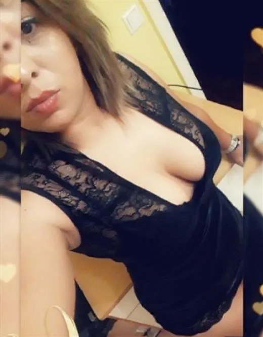 Escort Lieva, Auxerre - 1285