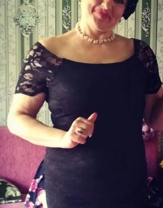 Longanga, horny girls in Paris - 12077