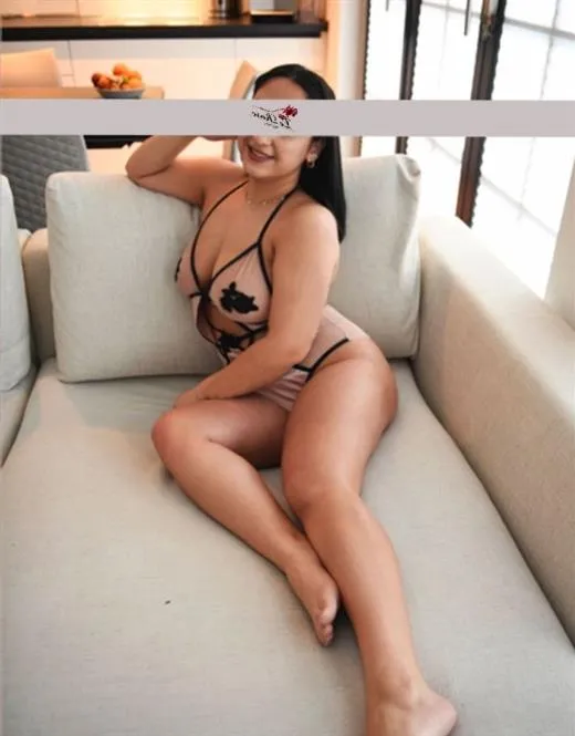 Escort Model Madli, Paris - 9423