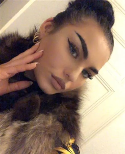 Manssa, horny girls in Reims - 13272