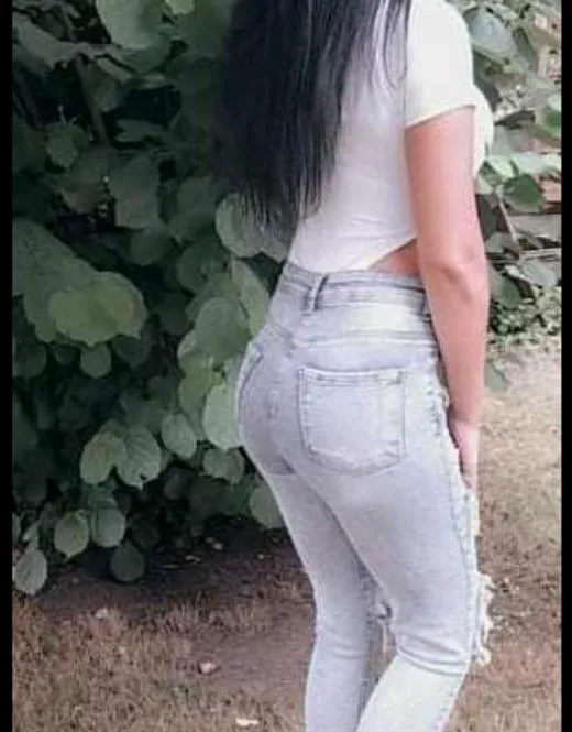 Masir, escort in Antigny - 13687