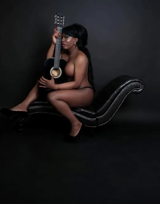 Escort Model Mbokong, Dijon - 13328