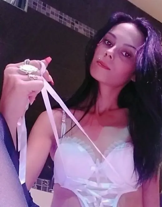 Escort Melia Juni, Besaneon - 1123