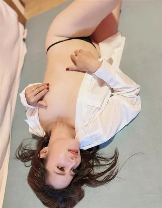 Merihene, horny girls in Saint Denis - 12380
