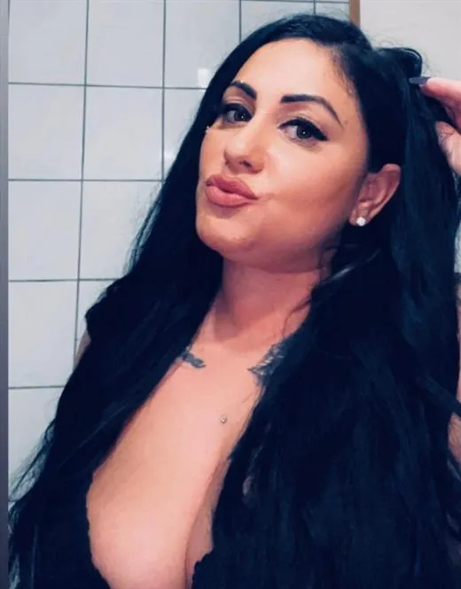 Nalubwama, escort in Paris - 12835
