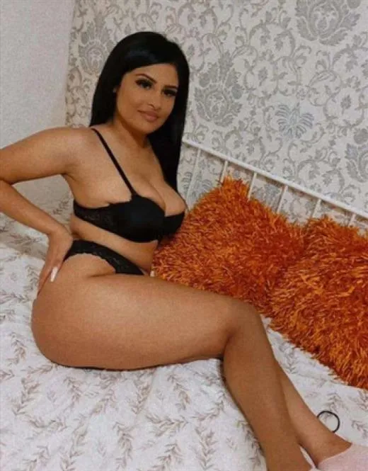 Escort Model Nefija, Bordeaux - 740