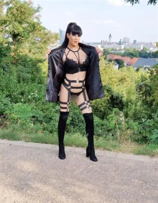 Riika, escort in Frejus - 12050