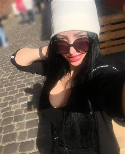 Salihah, escort in Flers - 7952