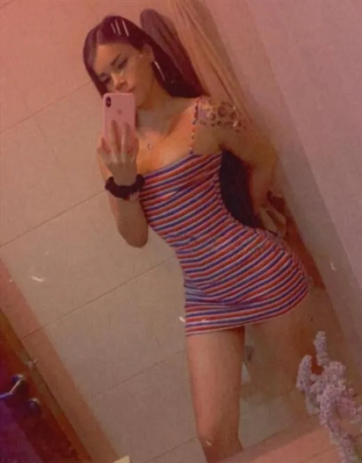 Escort Model Saxha, Limoges - 17389