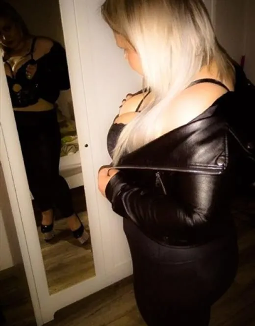 Sivaranjani, horny girls in Montpellier - 7874