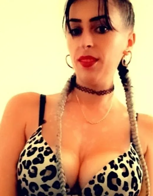 Vayola, horny girls in Valence - 2870