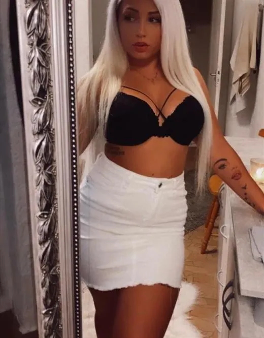 Escort Model Wahayupak, Melun - 10869