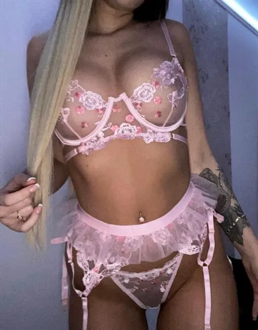 Escort Model Wilborg, Lorient - 10248