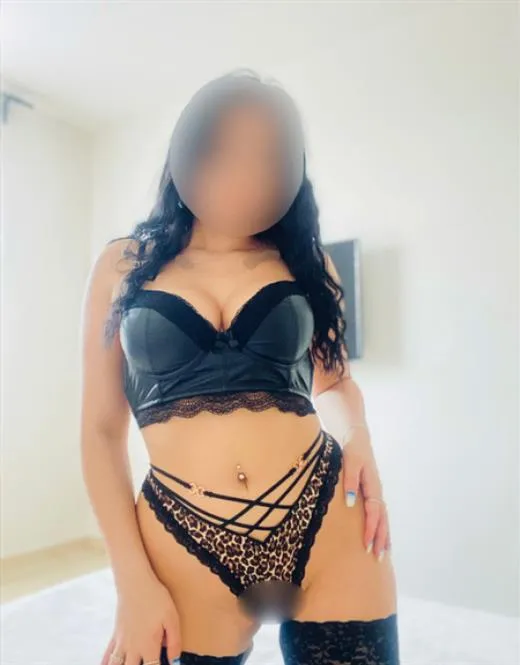 Ytala, escort in Evreux - 14072