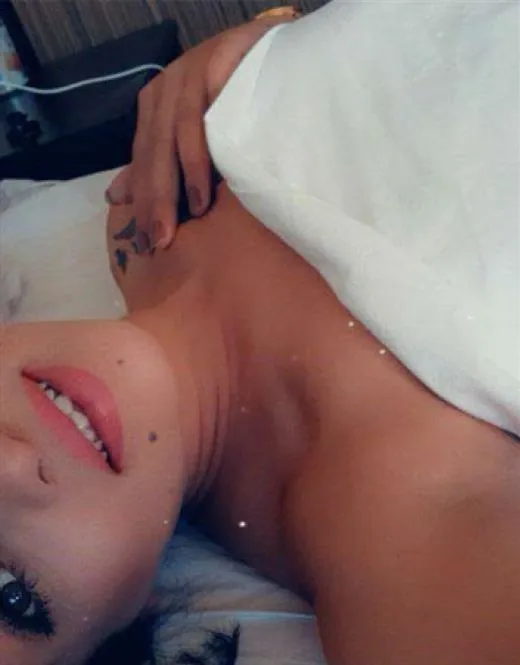 Zijavera, escort in Brive la Gaillarde - 9814